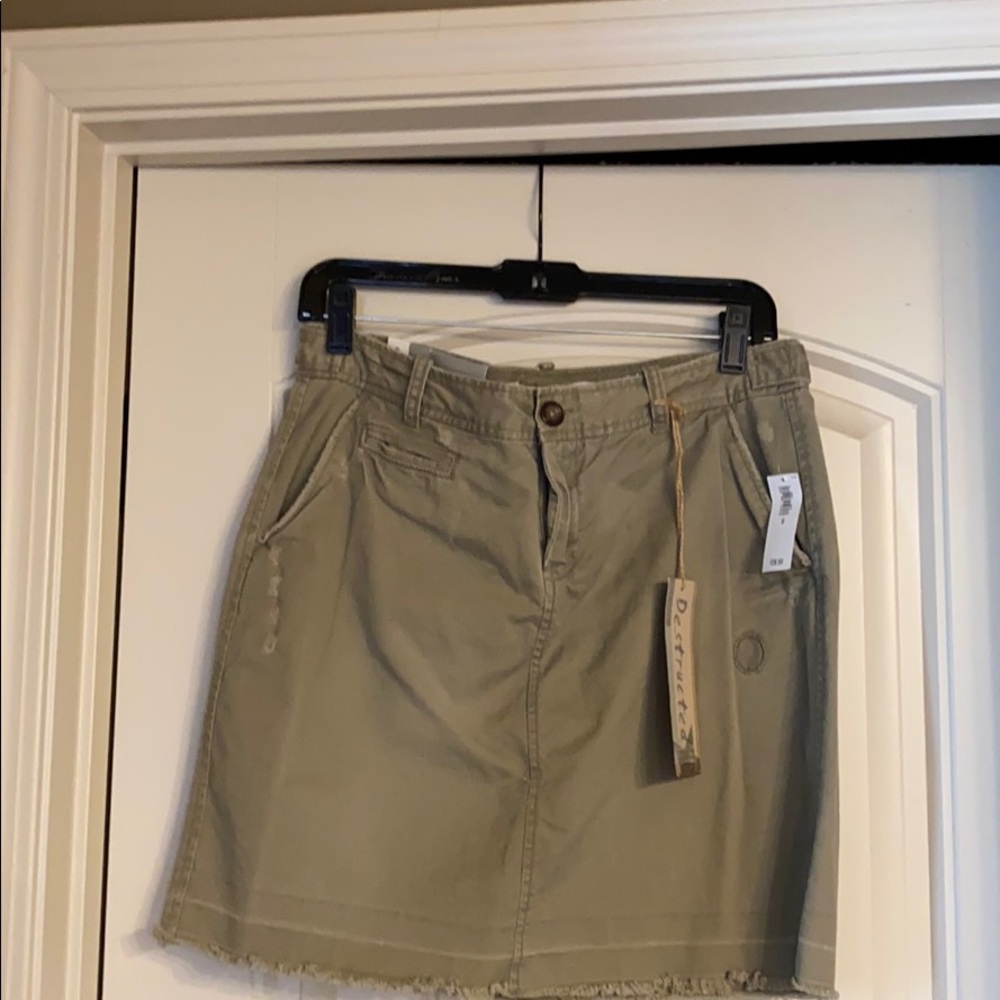 BRAND NEW!!  Old Navy destructed mini skirt